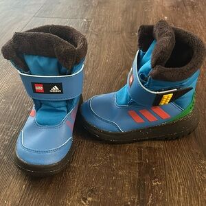 Adidas x LEGO winterplay boots, size 9K Soft, cozy , warm
